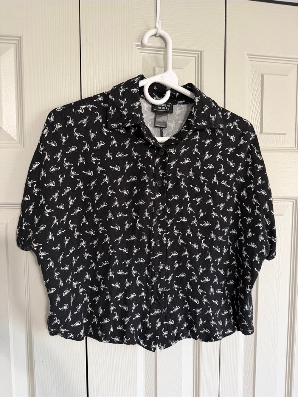 Midnight Hour short sleeve scorpion Button-Up shirt